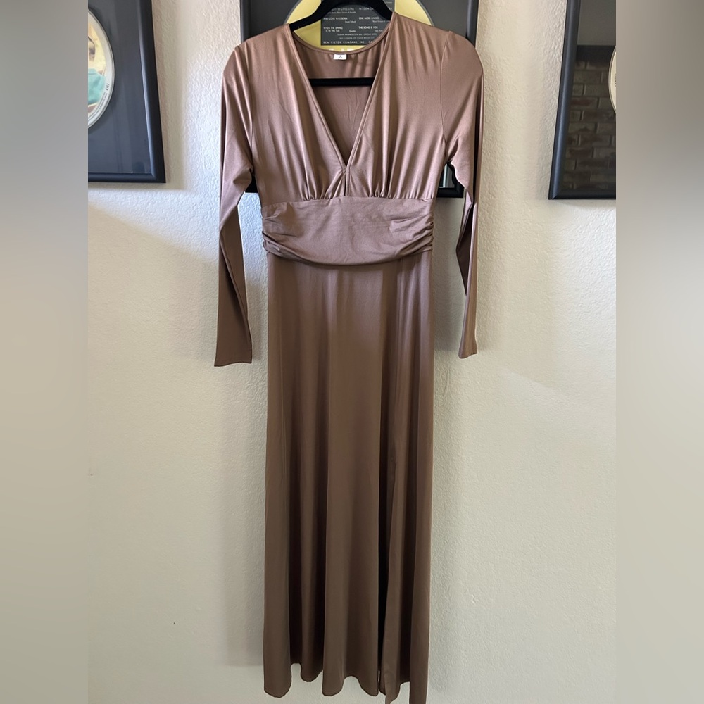 Elegant Brown Long Sleeve Dress